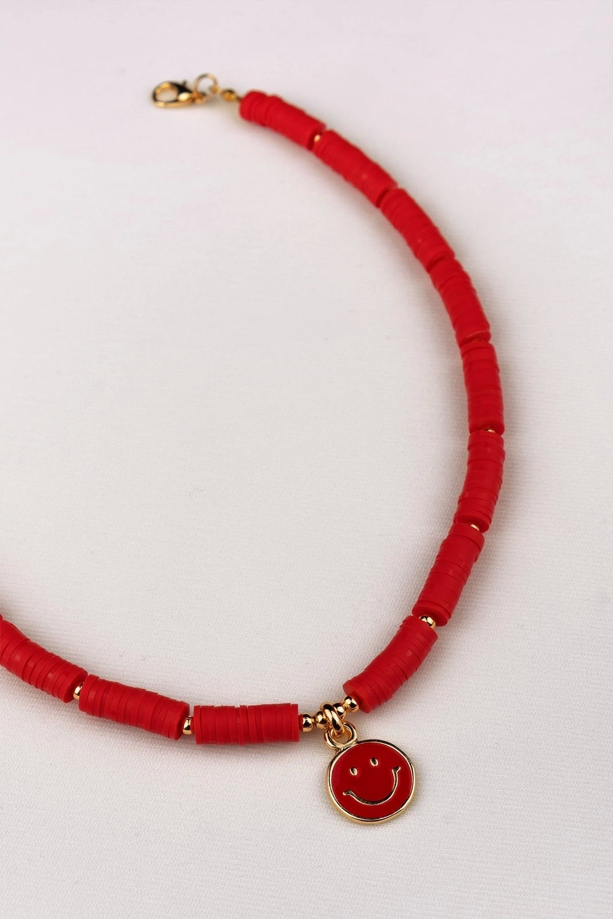 Kırmızı Gülen Yüz Fimo Kolye