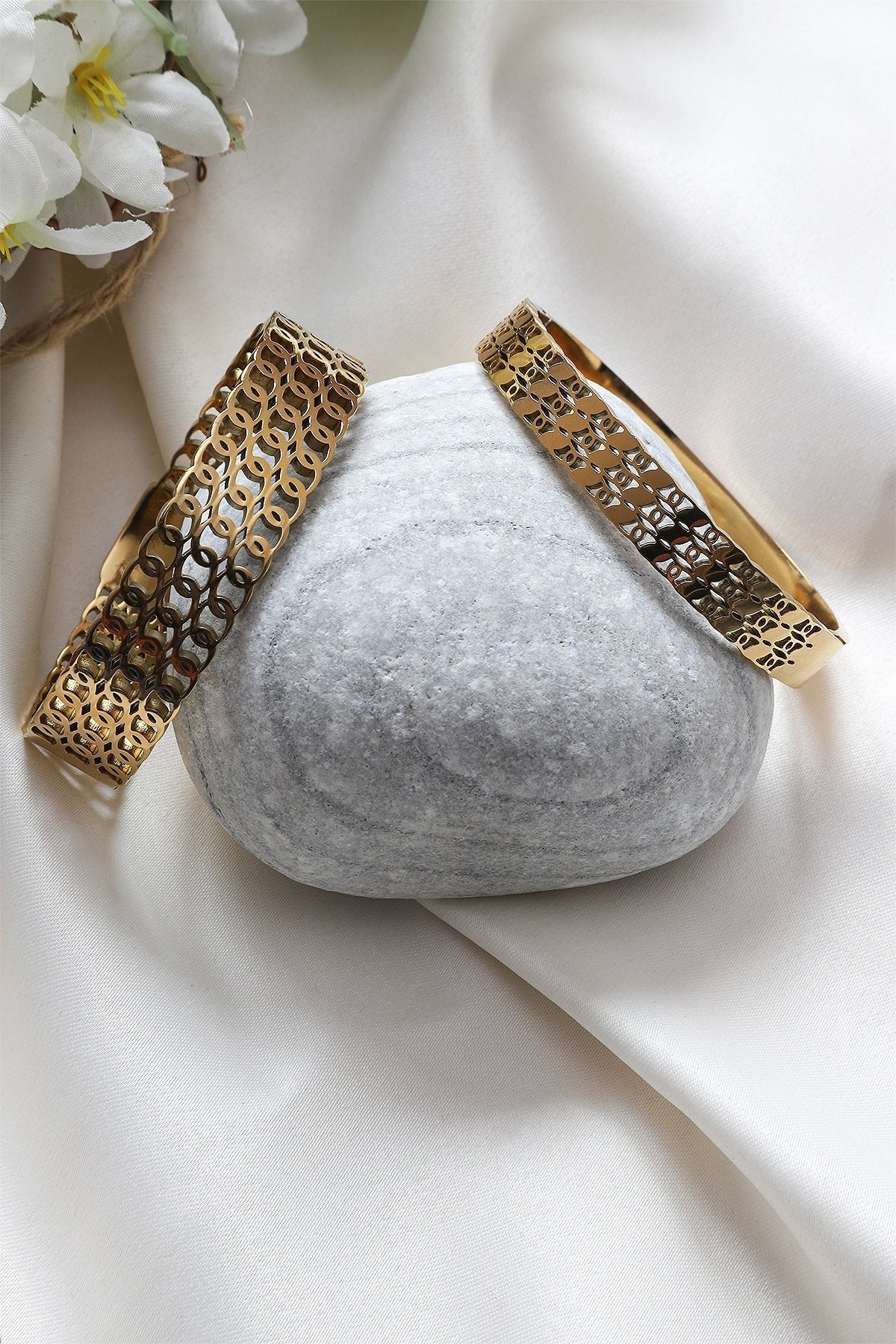 Örme Çelik Kelepçe