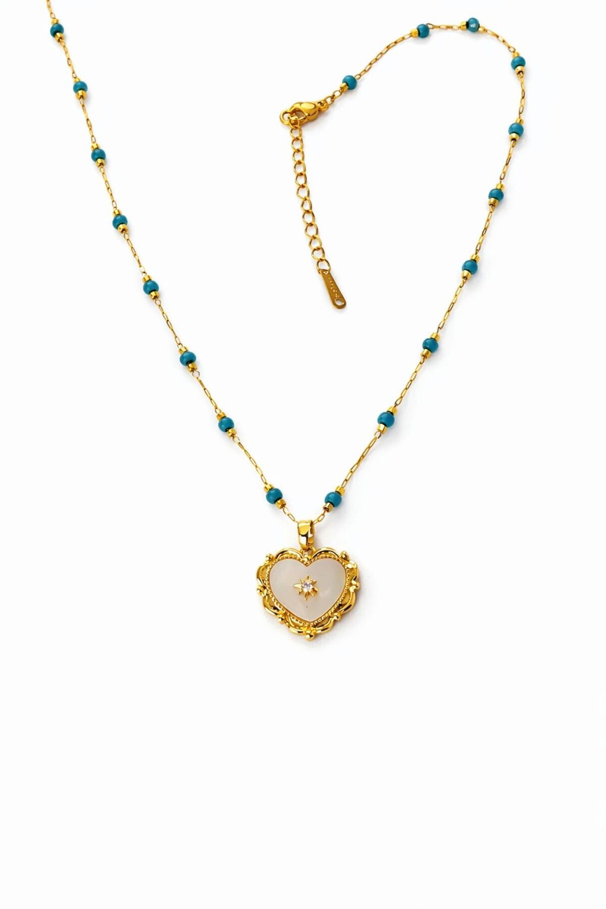 ÇELİK MAVİ BONCUK DETAYLI SEDEFLİ KALP KOLYE