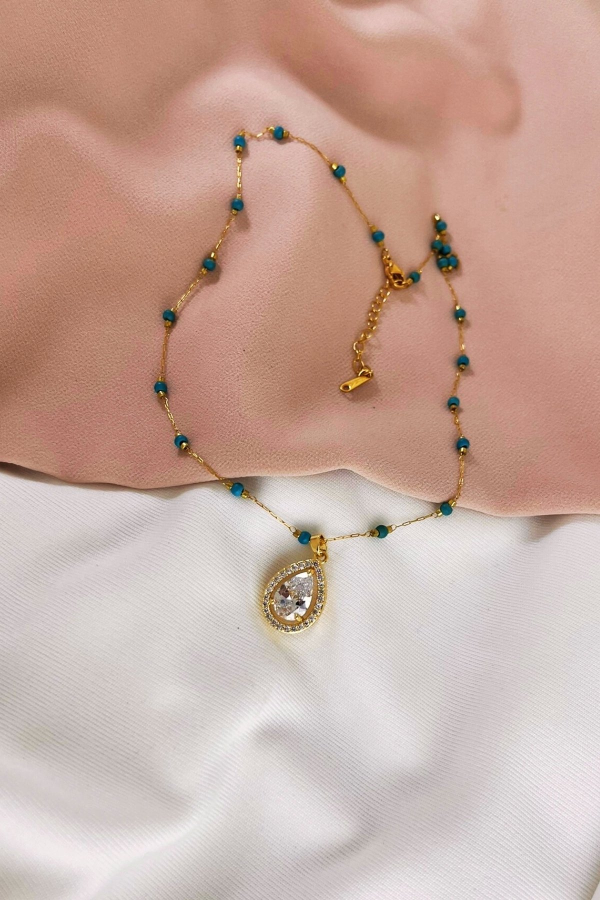 STEEL BLUE BEAD ZIRCON STONE DETAIL NECKLACE