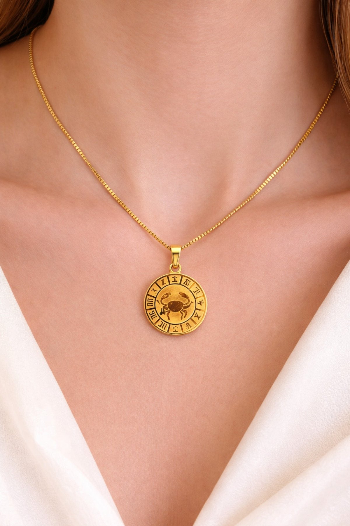 YENGEÇ BURCU ÇELİK KOLYE