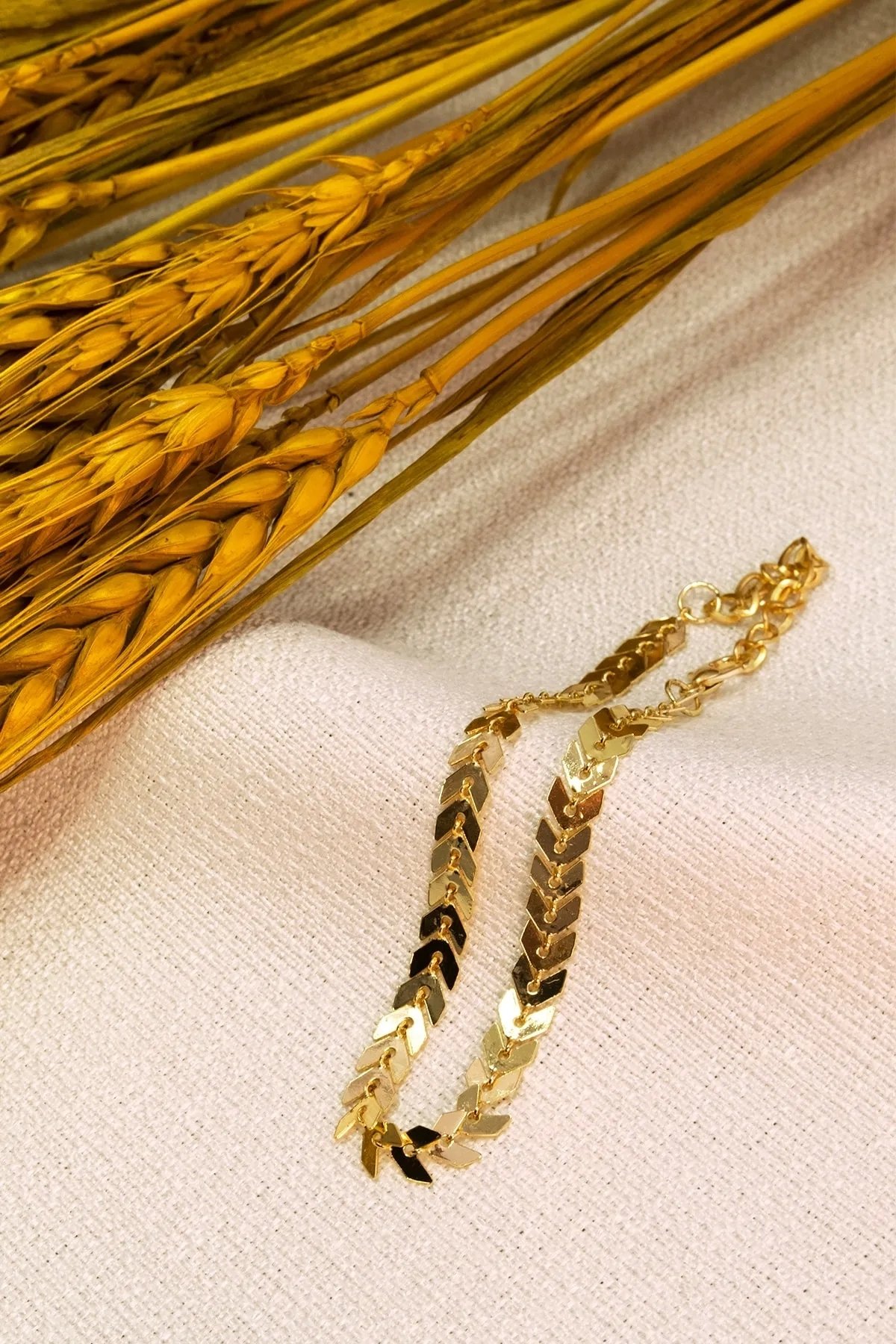 Balık Sırtı Model Kadın Bileklik